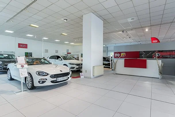 Empfangsbereich Filiale Mannheim-Wohlgelegen - Autohaus Renck-Weindel